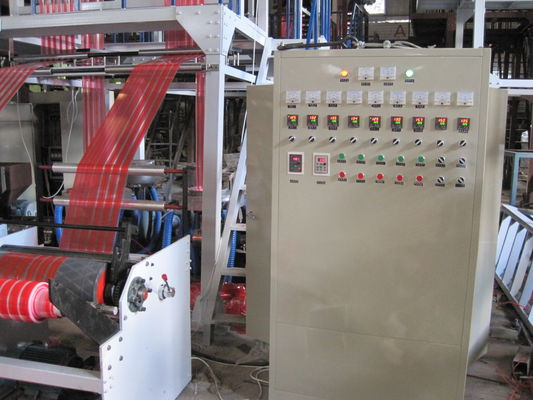 Macchina di salto del film della testa del doppio HDPE/del LDPE utilizzata per i doppi sacchetti di plastica di colore fornitore
